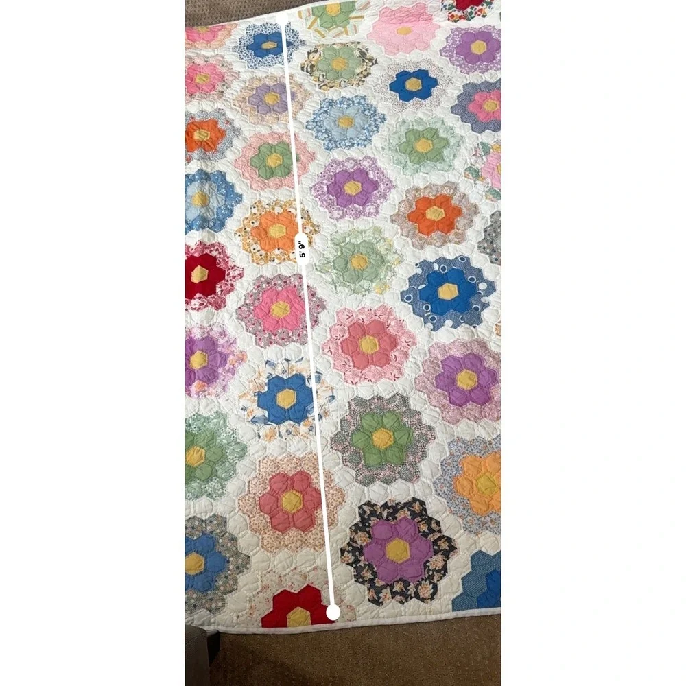 Vintage Grandmother's Flower Garden Hand Quilted Patchwork Quilt 84x69 Multi